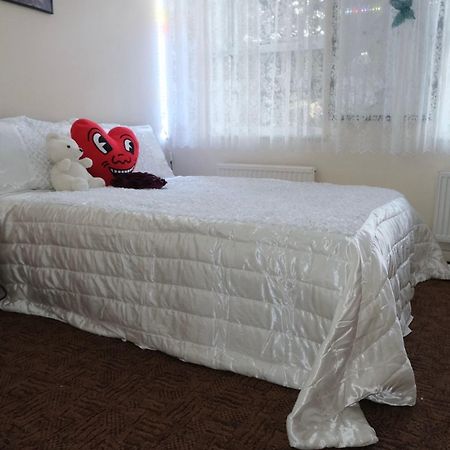 Dream Room Лондон Экстерьер фото