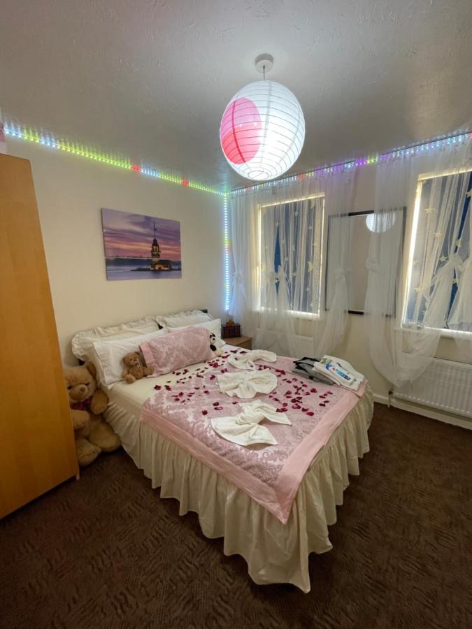 Dream Room Лондон Экстерьер фото