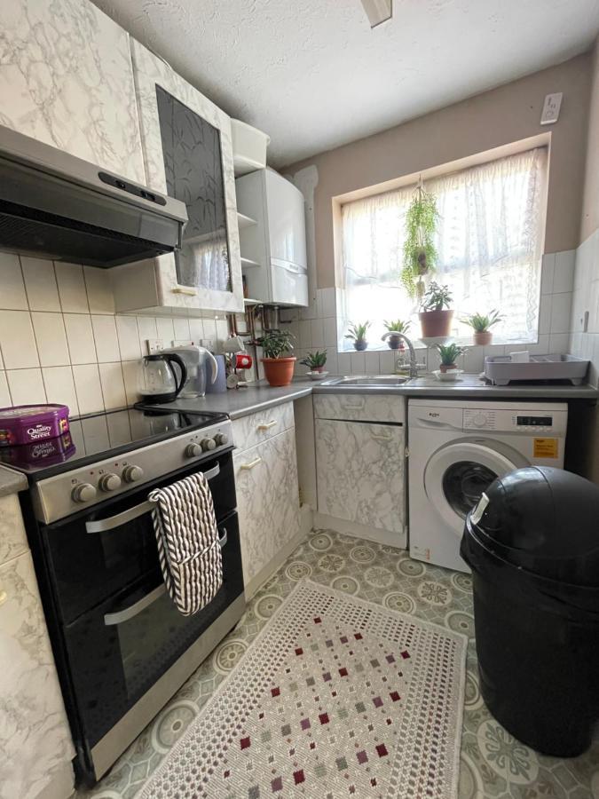 Dream Room Лондон Экстерьер фото